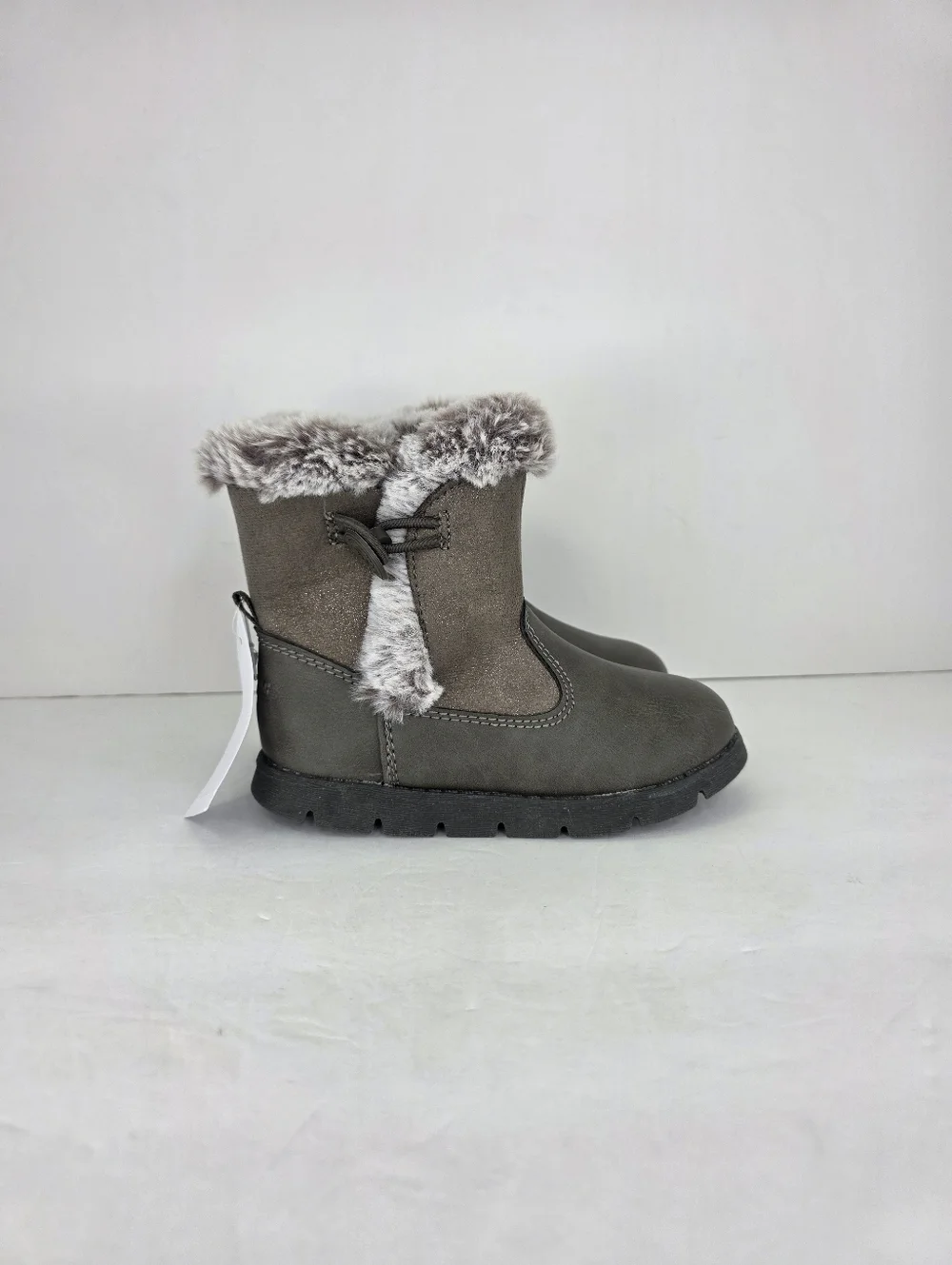 NWT Girls Oshkosh B'gosh Gray Faux Fur Lined Winter Boots Toddler's Size‎ 9M